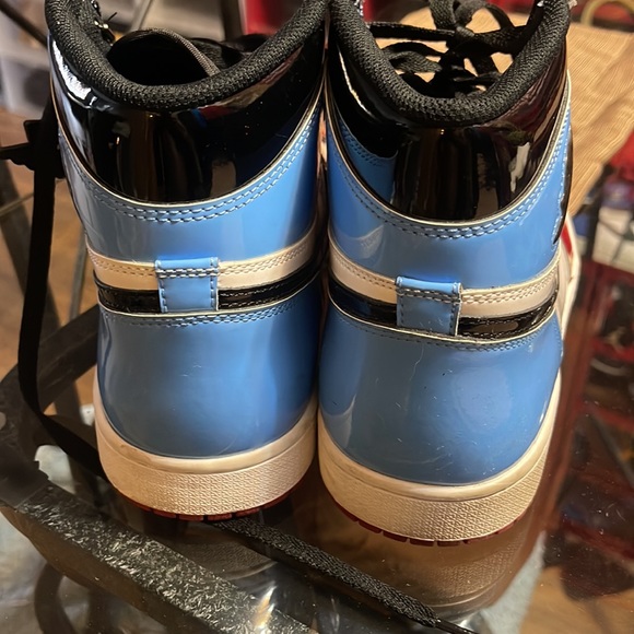 Air Jordan - Picture 3 of 7